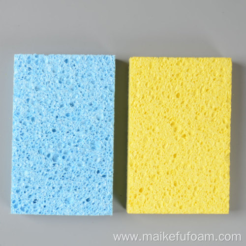 Dishwashing with clean cellulose sponge Magic wipe